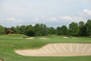 Double Eagle 12th Approach